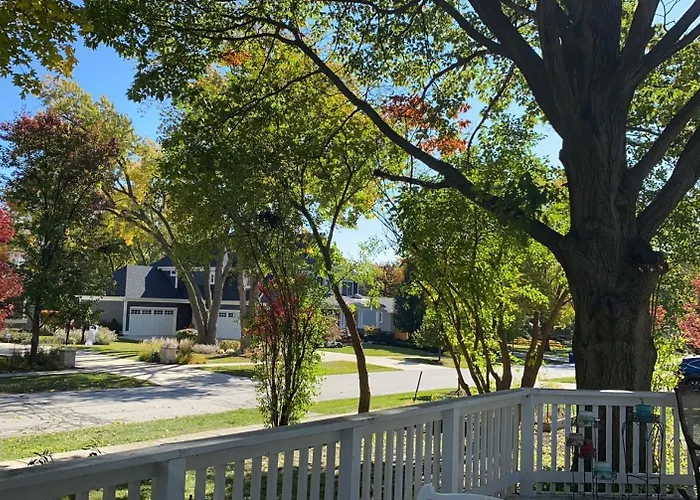 B4 A Private In Downtown With Desk And Wi-fi Near Everything *